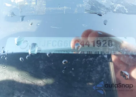 2014 Jeep Grand Cherokee Overland z USA, uszkodzony, nr VIN 1C4RJFCG6EC441928